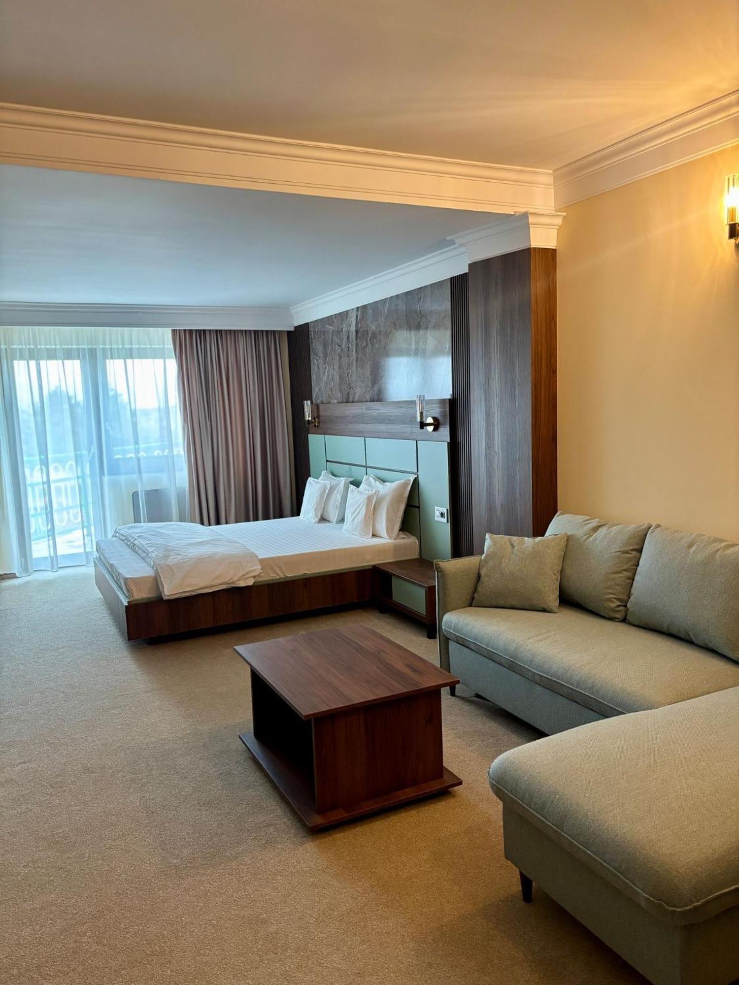 Hotel President อาราด ภายนอก รูปภาพ